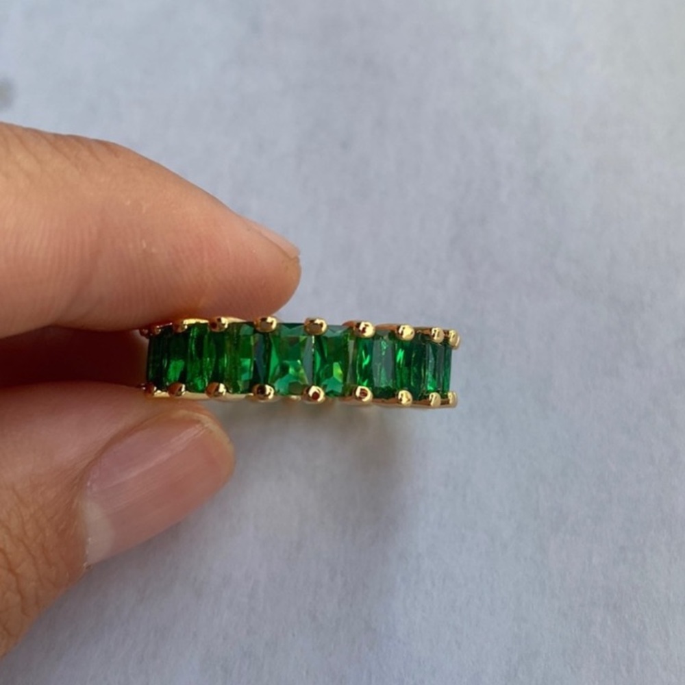 BAGUETTE RING - EMRALD